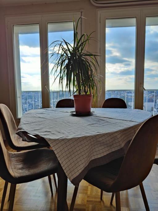 Superbe Appartement Lumineux Avec Vue Imprenable Tours Exterior photo